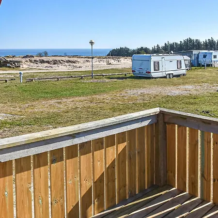 Stunning In With Outdoor Swimming Pool *